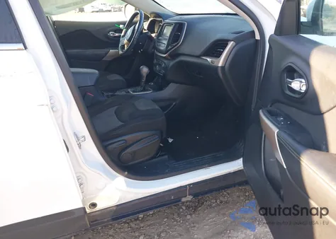 2018 Jeep Cherokee Latitude 4X4 из США, поврежденный, VIN 1C4PJMCB7JD528984